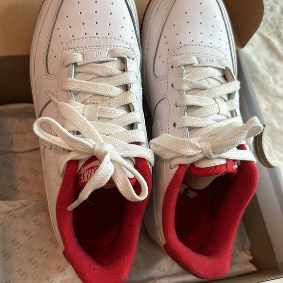 ‘White University Red’❤️🤍 - Picture 2 of 7